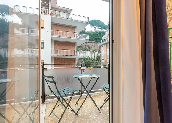 Ych-cozy Flat At The Vatican Апартаменты *