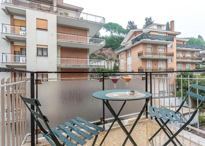 Ych-cozy Flat At The Vatican