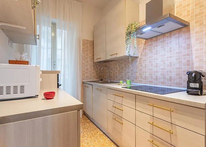 Ych-cozy Flat At The Vatican Апартаменты *